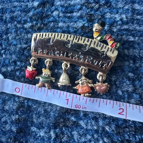 Danecraft Teacher’s Rule Vintage Brooch - Picture 4 of 4